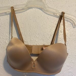 VS Nude strapless bra
